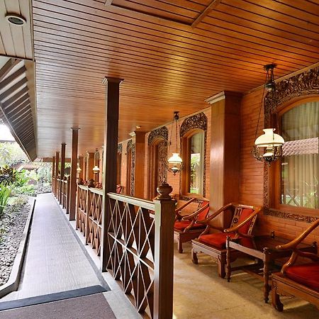 Pakualaman Zen Rooms Jogja Cendrawasih מראה חיצוני תמונה