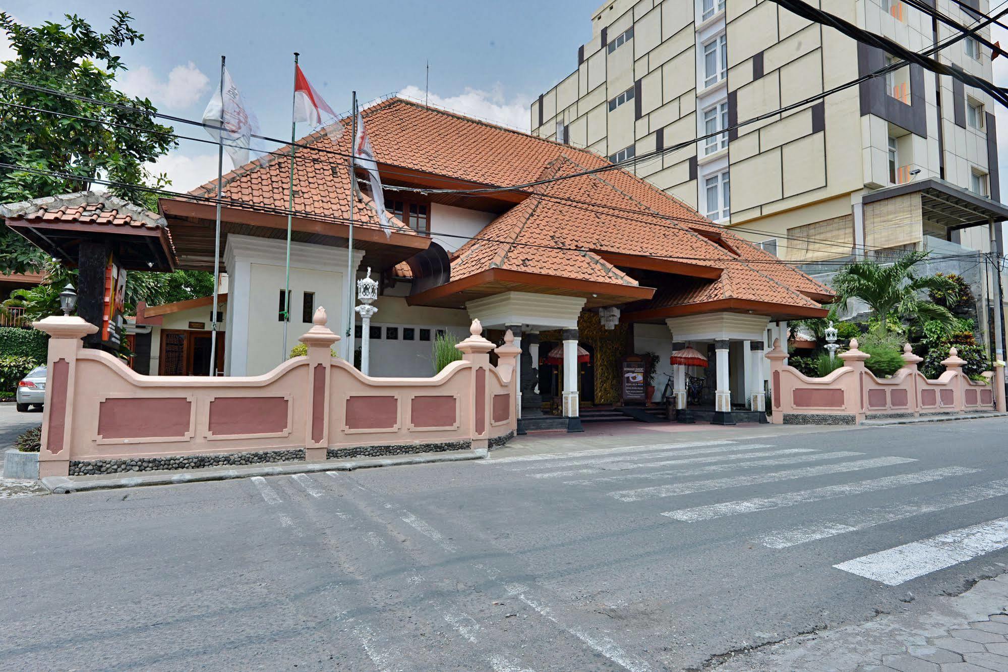 Pakualaman Zen Rooms Jogja Cendrawasih מראה חיצוני תמונה