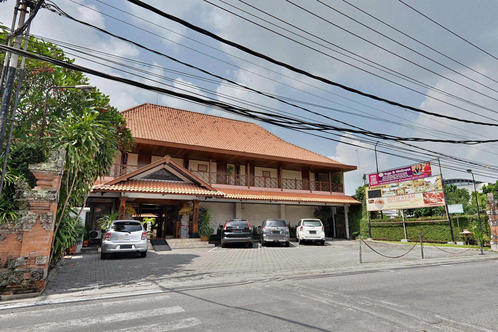 Pakualaman Zen Rooms Jogja Cendrawasih מראה חיצוני תמונה
